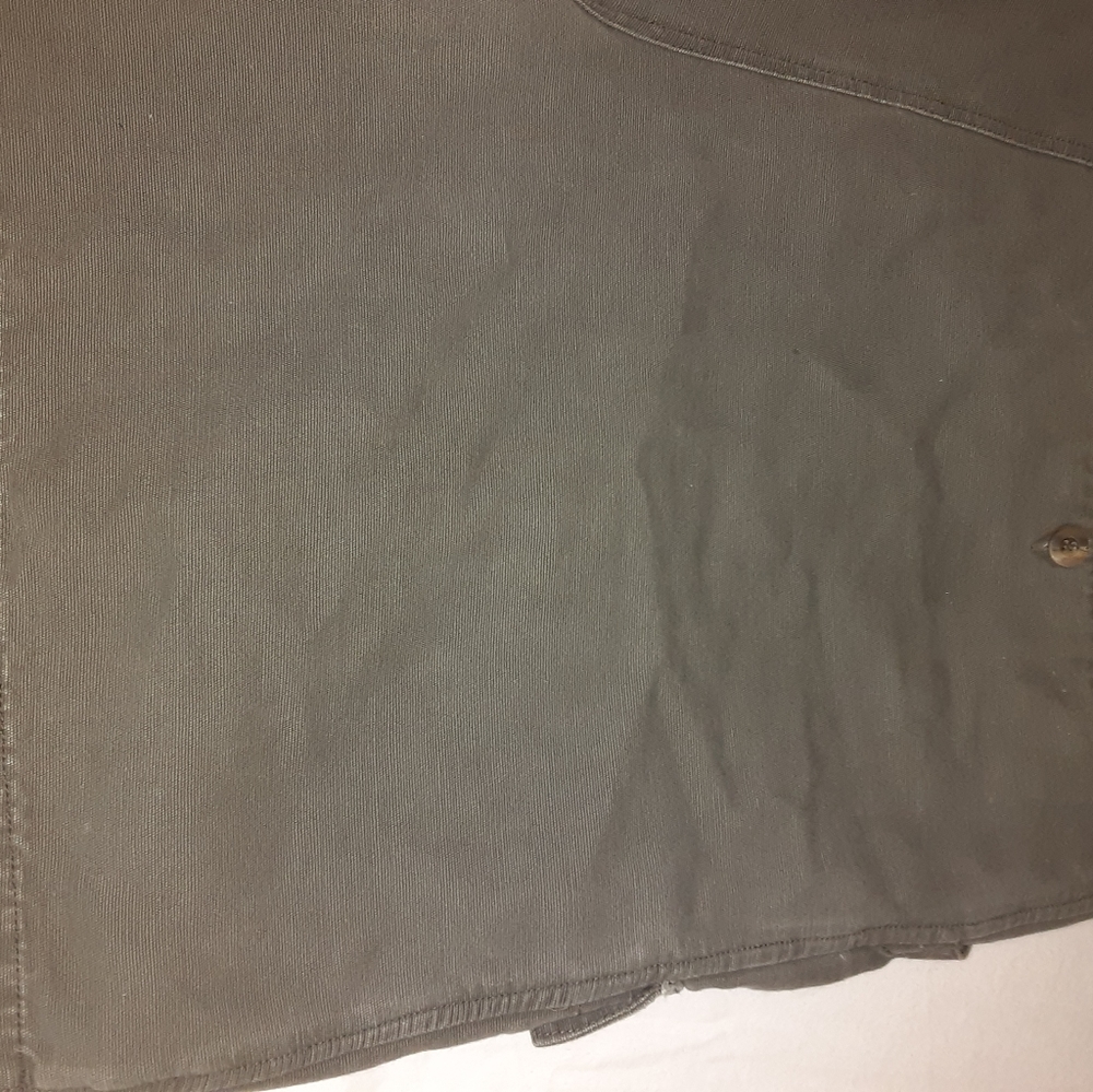 Cargo Shorts 38 waist - Picture 8 of 9